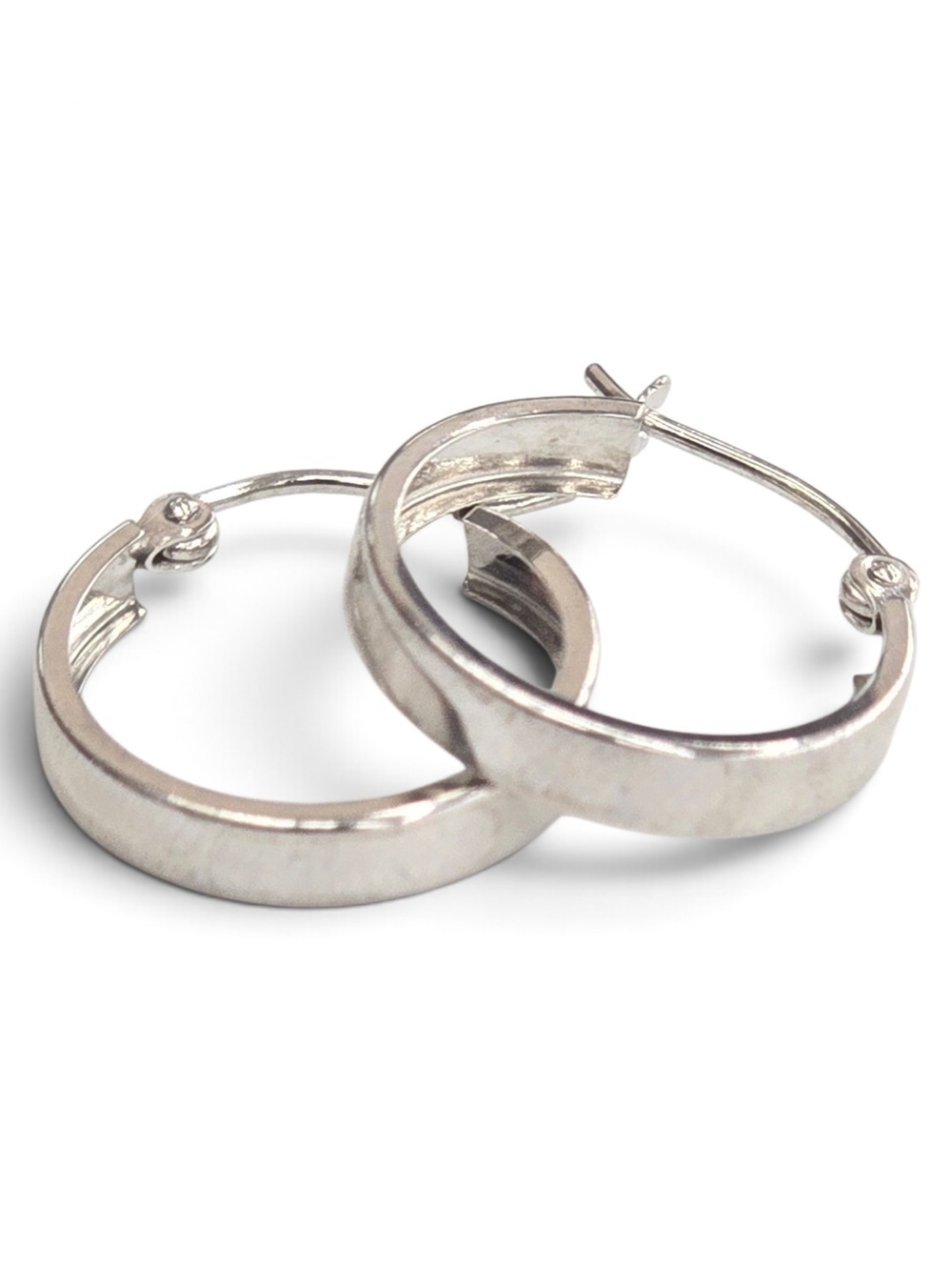 14k White Gold Plain Hoop Earring